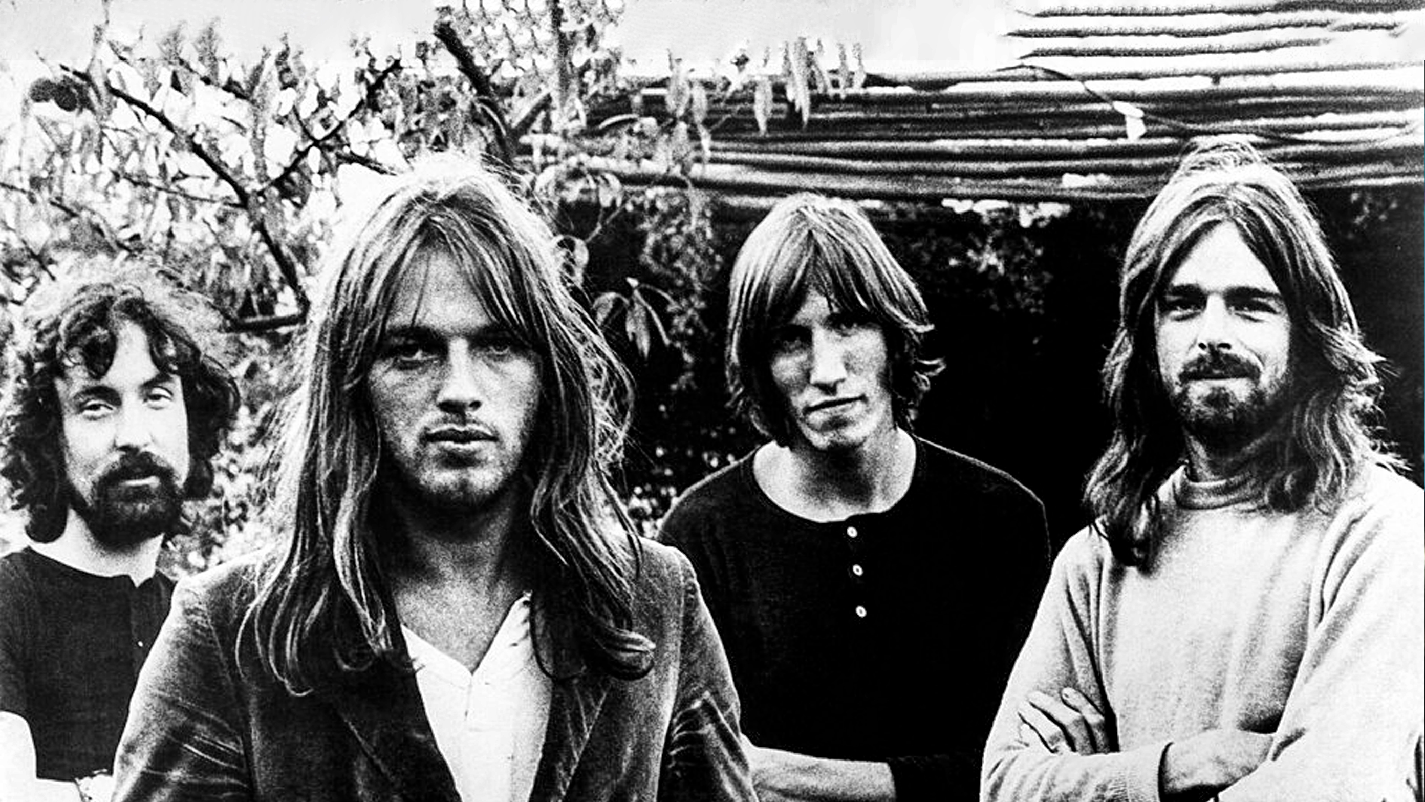 The 5 Best-Selling British Rock Albums of All Time, Ranked